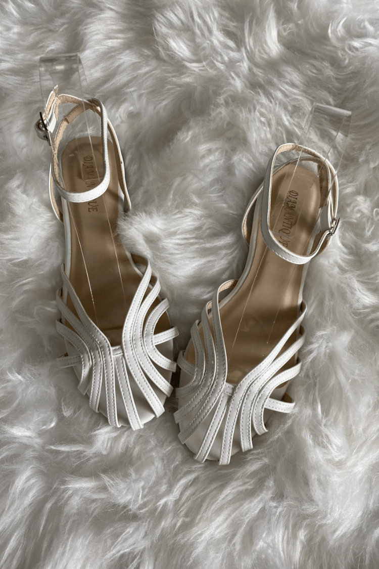 Vittoria | Sandalias Doradas con Joyería
